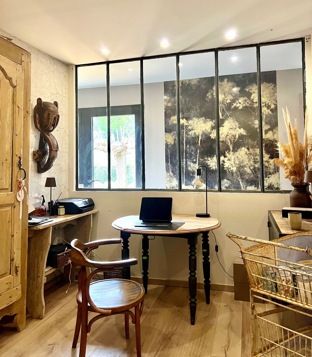 Jeu de miroir dans salle de bain